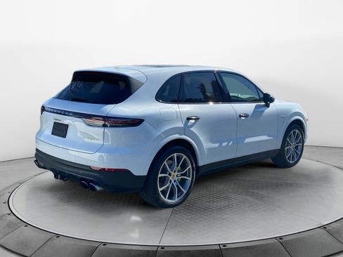 Used 2019 Porsche Cayenne E-Hybrid image 7