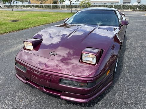 Used 1996 Chevrolet Corvette Coupe image 24