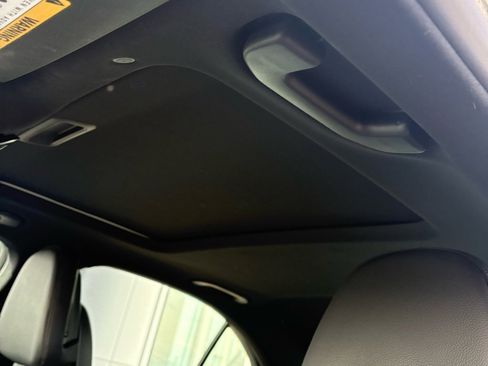 Used 2023 Mercedes-Benz C 300 4MATIC Sedan image 24