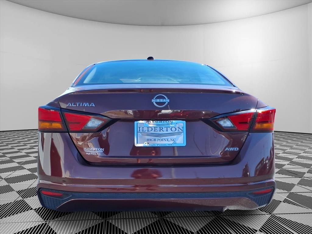 Used 2025 Nissan Altima 2.5 SV AWD/4WD image 26