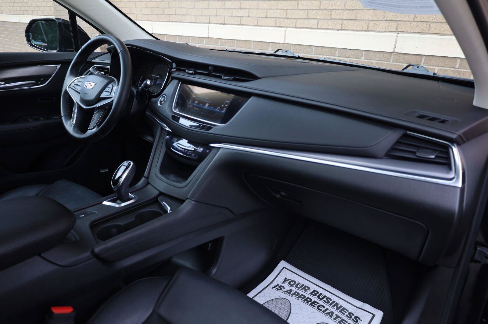 Used 2019 Cadillac XT5 Luxury FWD image 32