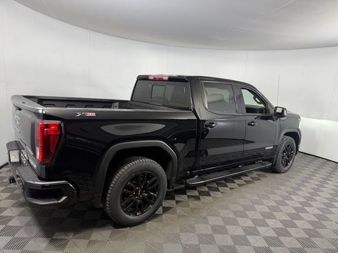 Used 2024 GMC Sierra 1500 Elevation w/ Elevation Premium Package AWD/4WD image 7