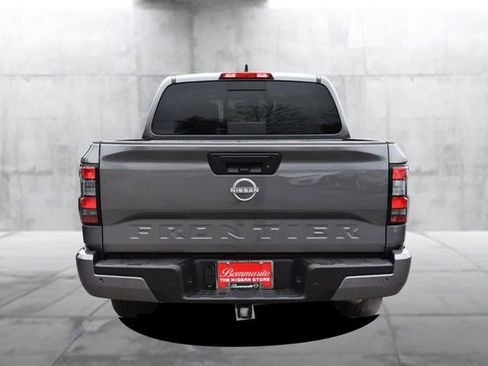 Certified 2025 Nissan Frontier SV w/ SV Convenience Package image 6