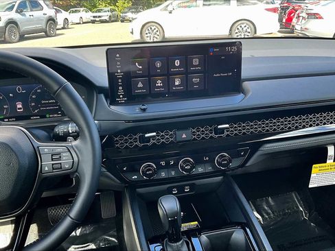 Used 2025 Honda Accord EX-L image 6