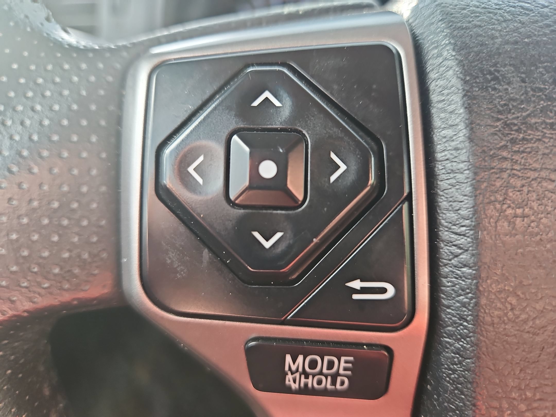 Used 2018 Toyota 4Runner SR5 Premium AWD/4WD image 27