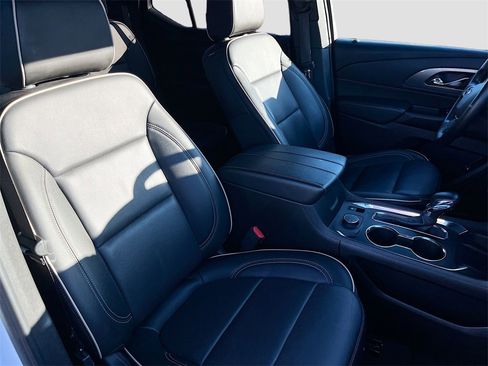 Used 2023 Chevrolet Traverse Premier w/ LPO, Floor Liner Package image 30