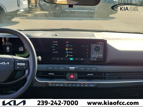 Certified 2025 Kia K4 FWD image 17