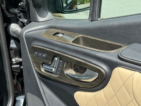 Used 2022 Mercedes-Benz Sprinter 3500 image 50