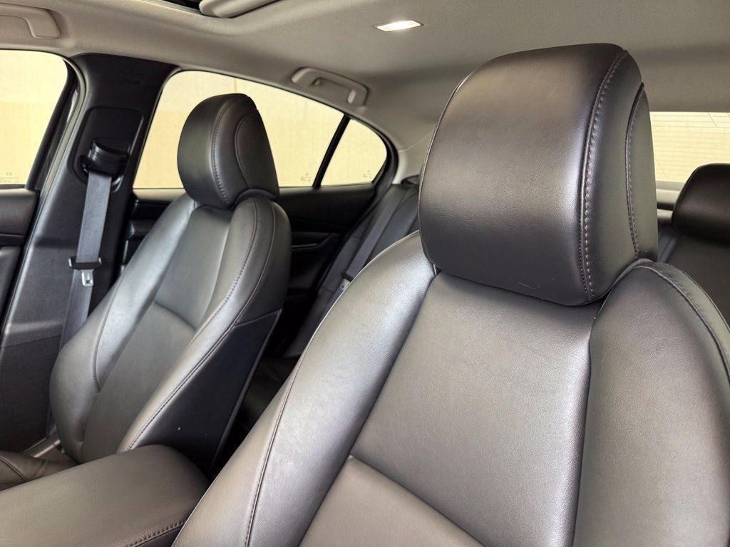 Used 2023 MAZDA MAZDA3 s FWD image 29