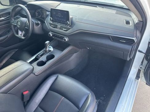 Used 2019 Nissan Altima 2.5 SR FWD image 37