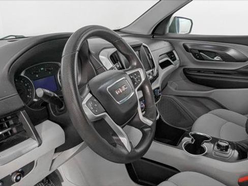 Used 2022 GMC Terrain SLE FWD image 24
