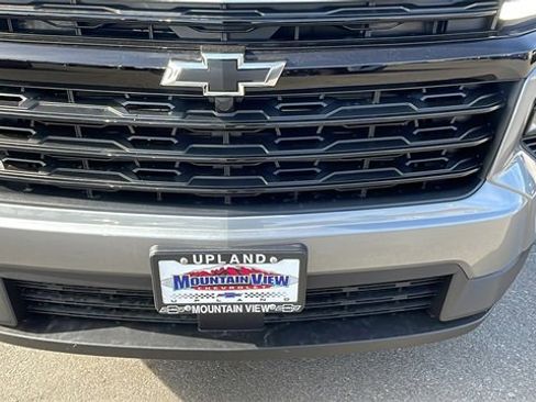 New 2026 Chevrolet Traverse LT w/ Midnight/Sport Edition image 9