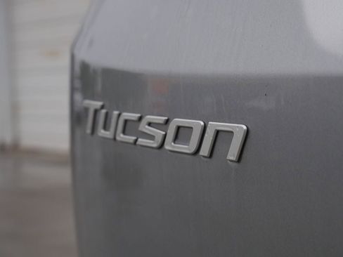 Used 2025 Hyundai Tucson SEL FWD image 11