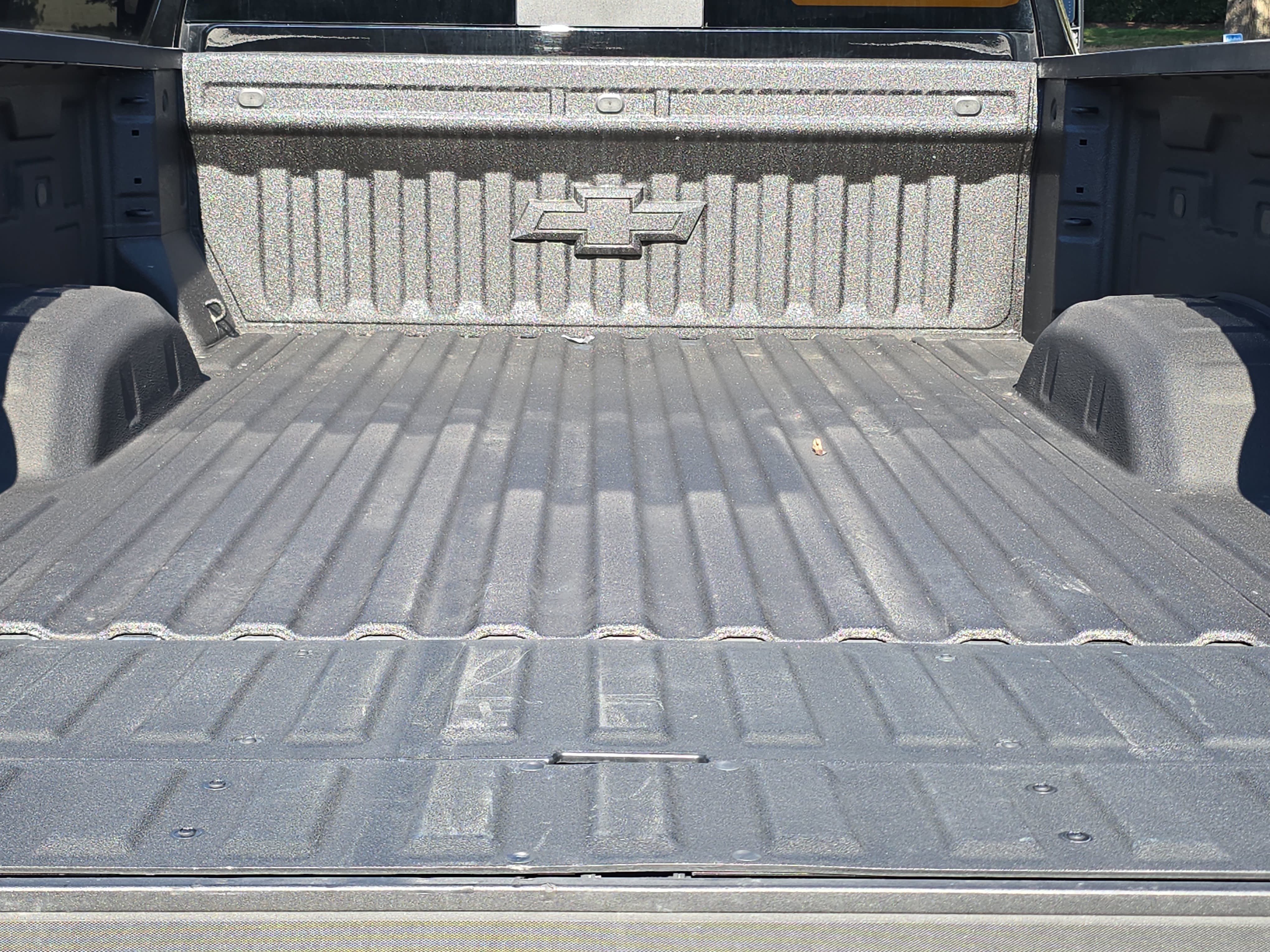 Used 2026 Chevrolet Silverado 2500 ZR2 AWD/4WD image 14