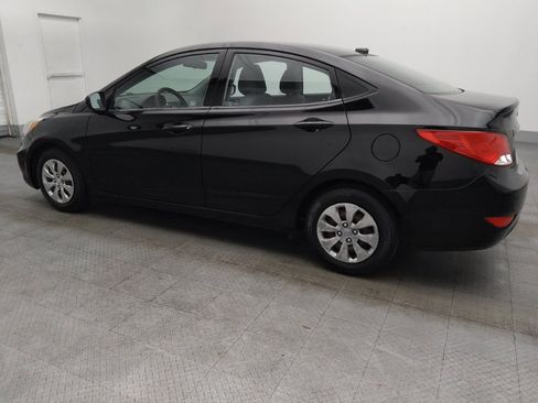 Used 2016 Hyundai Accent SE image 3