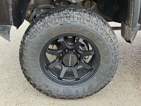 Used 2022 Chevrolet Silverado 2500 High Country w/ Z71 Off-Road Package AWD/4WD image 13