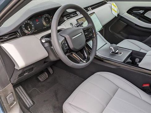 Used 2026 Land Rover Range Rover Evoque S AWD/4WD image 3