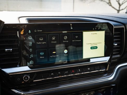 Used 2025 Chevrolet Silverado 1500 LT image 30