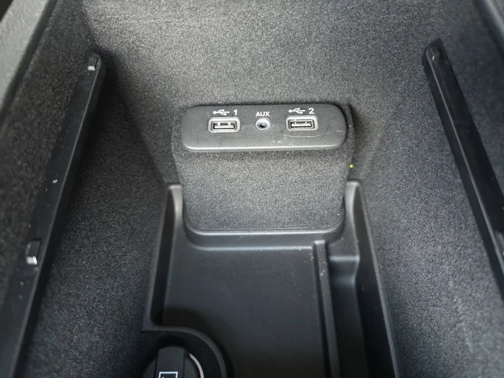 Used 2021 Dodge Charger R/T w/ Plus Group RWD image 35