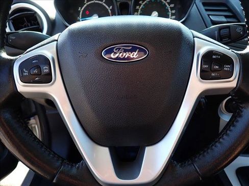 Used 2014 Ford Fiesta SE FWD image 13