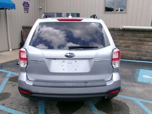 Used 2018 Subaru Forester 2.5i w/ Alloy Wheel Package AWD/4WD image 4