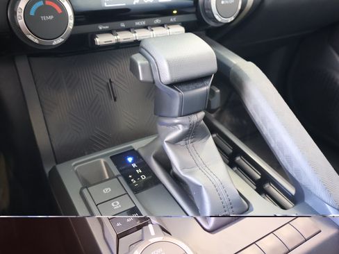 Used 2026 Toyota Tacoma SR5 AWD/4WD image 26