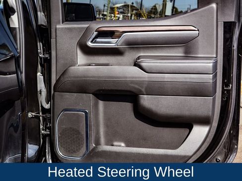 Used 2025 Chevrolet Silverado 1500 LT image 39