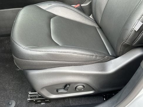 New 2026 Jeep Compass Limited image 14