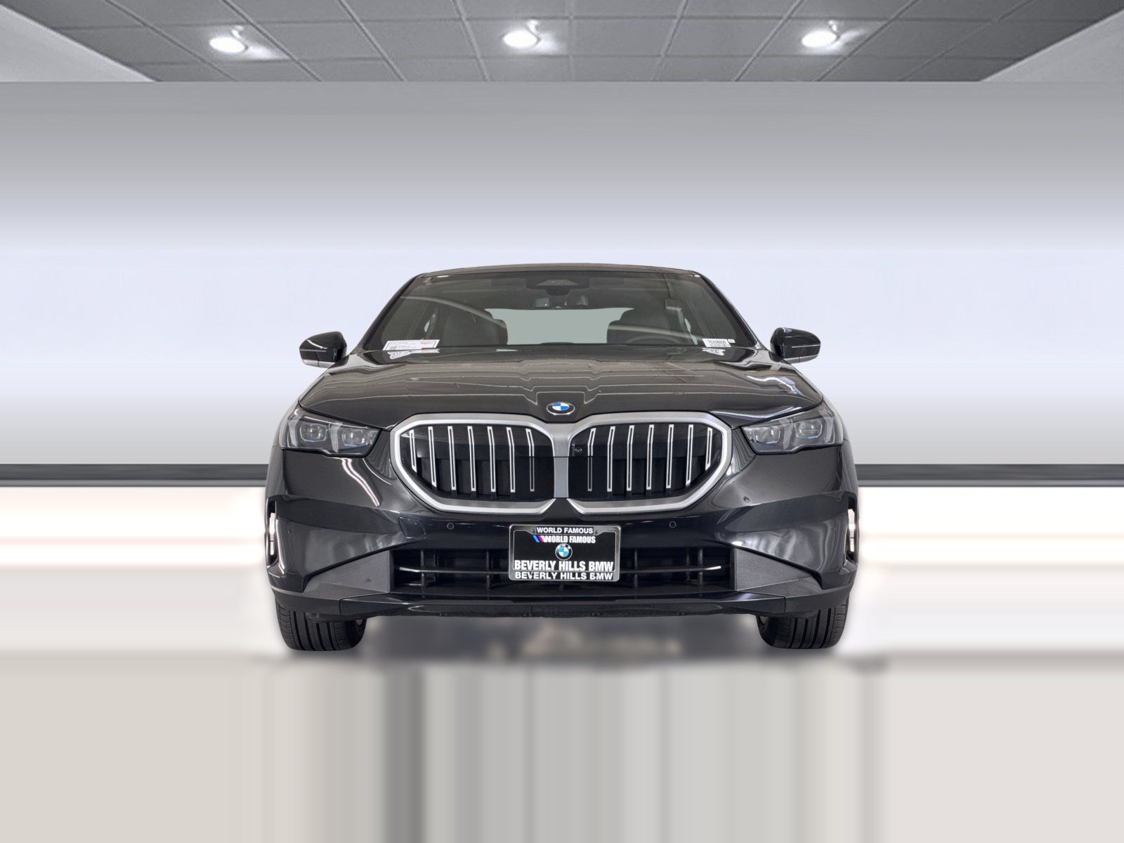 Used 2026 BMW 530i w/ Premium Package RWD image 5