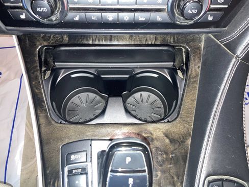 Used 2012 BMW 650i xDrive Convertible AWD/4WD image 36