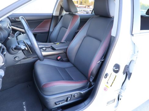 Used 2017 Lexus IS 200t image 14