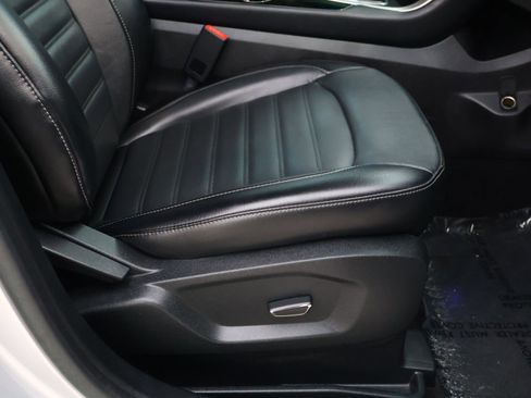 Used 2018 Ford Edge SEL w/ Equipment Group 201A image 18