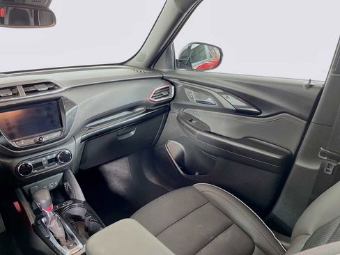 Used 2023 Chevrolet TrailBlazer RS w/ Convenience Package image 21