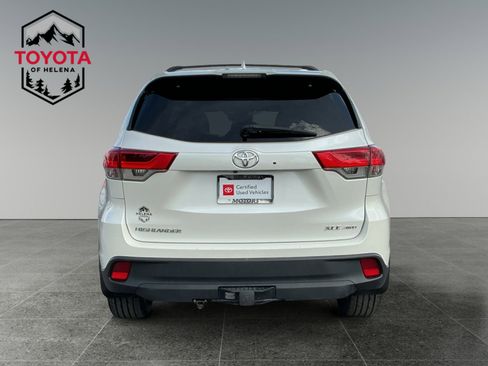 Certified 2018 Toyota Highlander XLE image 4