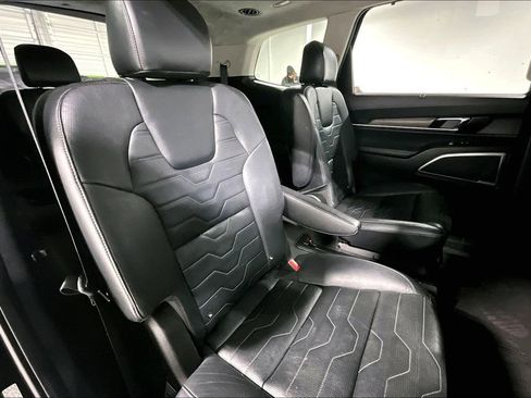 Used 2022 Kia Telluride SX w/ SX Prestige Package image 37