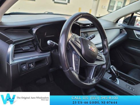 Used 2019 Cadillac XT5 Premium Luxury w/ Driver Assist Package image 10