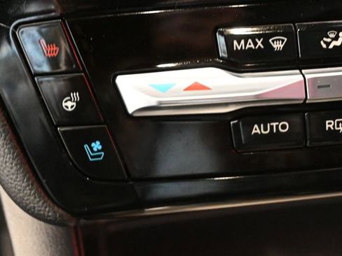 Used 2023 Ford Explorer Limited w/ Hybrid Equipment Group 310A image 17