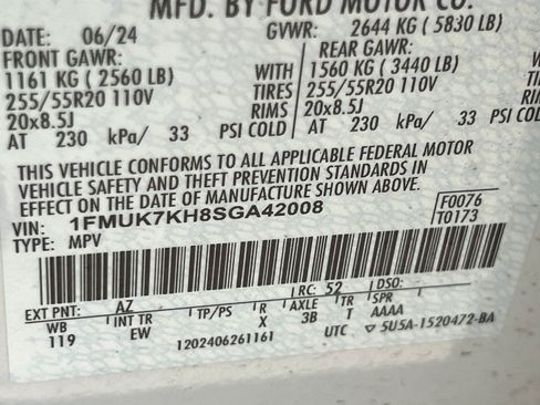 Used 2025 Ford Explorer ST-Line w/ Premium Package RWD image 32
