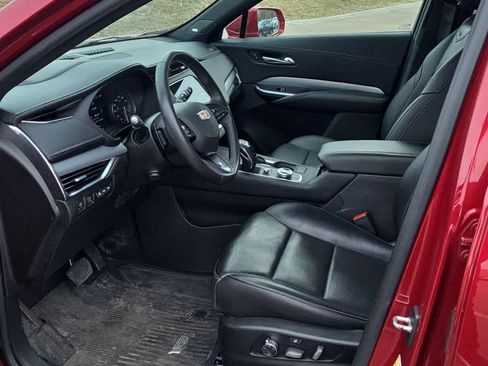 Used 2019 Cadillac XT4 Premium Luxury image 5