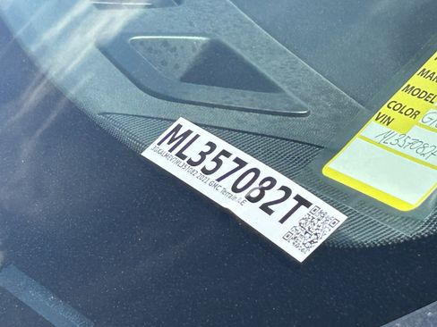 Certified 2021 GMC Terrain SLE w/ Elevation Edition FWD image 33