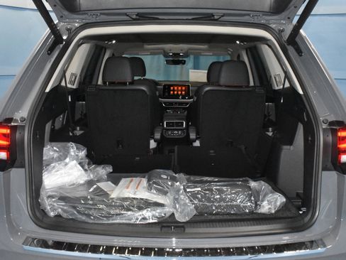 New 2026 Volkswagen Atlas Peak Edition AWD/4WD image 24