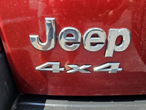 Used 2006 Jeep Liberty Sport AWD/4WD image 27