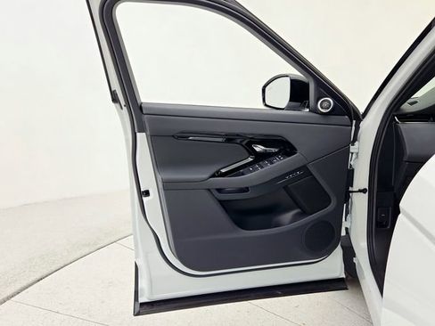 Certified 2025 Land Rover Range Rover Evoque S image 27