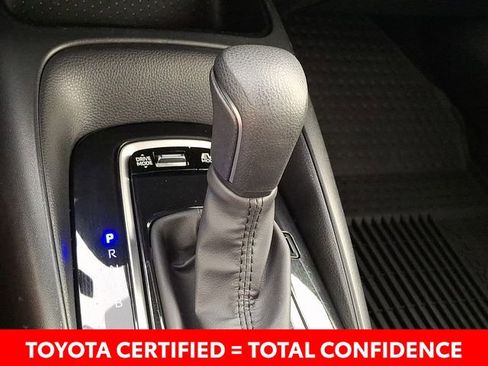 Certified 2025 Toyota Corolla SE FWD image 18