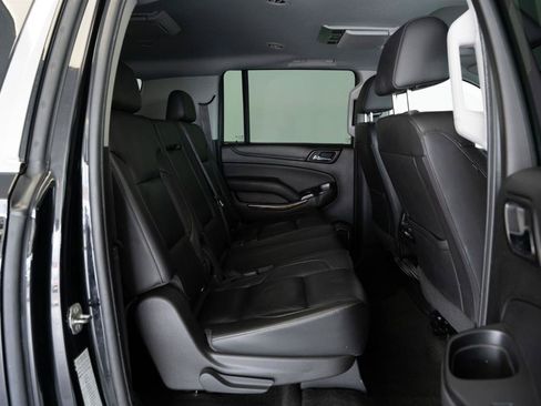 Used 2016 Chevrolet Suburban LT w/ Luxury Package AWD/4WD image 18