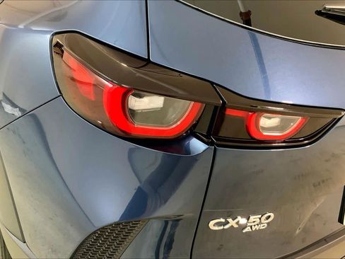 Used 2025 MAZDA CX-50 AWD 2.5 Hybrid w/ Premium Pkg image 28