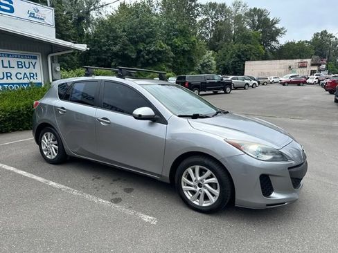 Used 2012 MAZDA MAZDA3 i Grand Touring w/ Tech Pkg FWD image 3