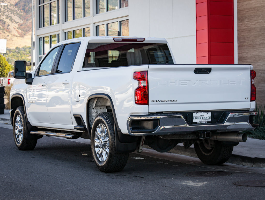 Used 2024 Chevrolet Silverado 2500 LT w/ Convenience Package AWD/4WD image 6
