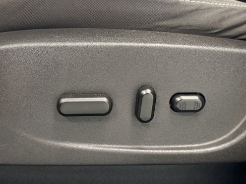 Used 2017 Ford Escape SE image 14