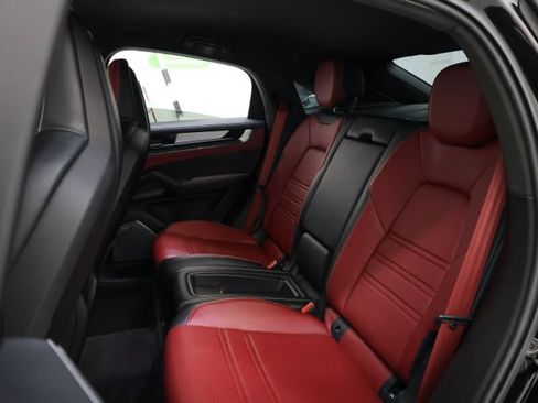 Used 2024 Porsche Cayenne Turbo GT AWD/4WD image 52